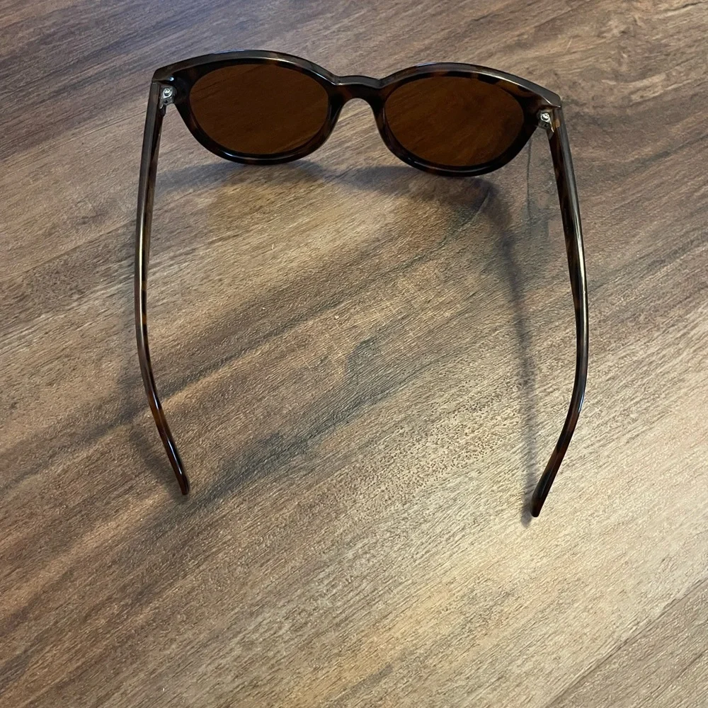 Women’s LL Bean Kennebunkport Polarized Sunglasses - Picture 4 of 5